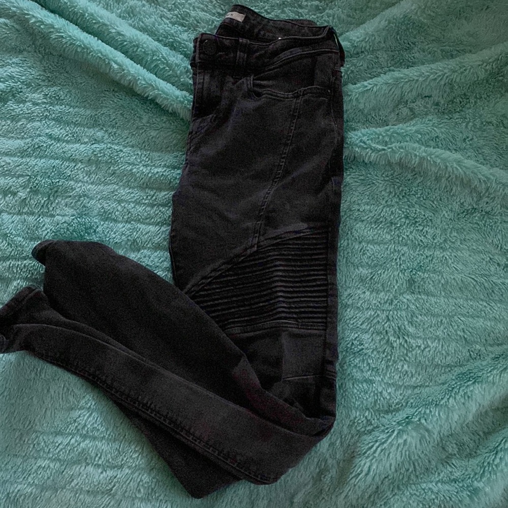 Black PacSun skinny jeans, with ripples